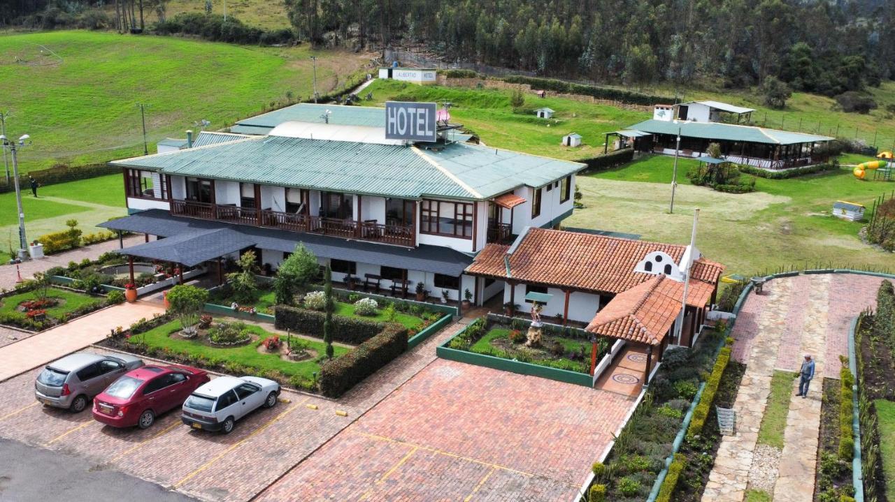 Hotel La Libertad Tuta Exterior foto